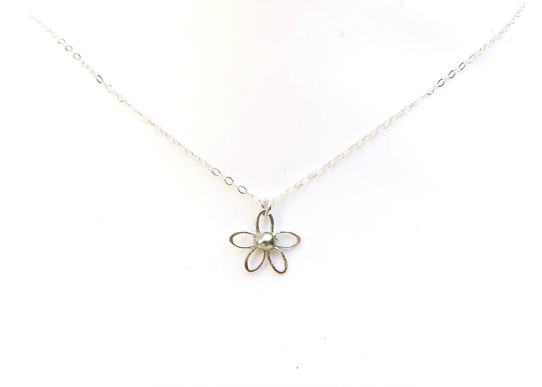 Flower Pearl Charm Necklace