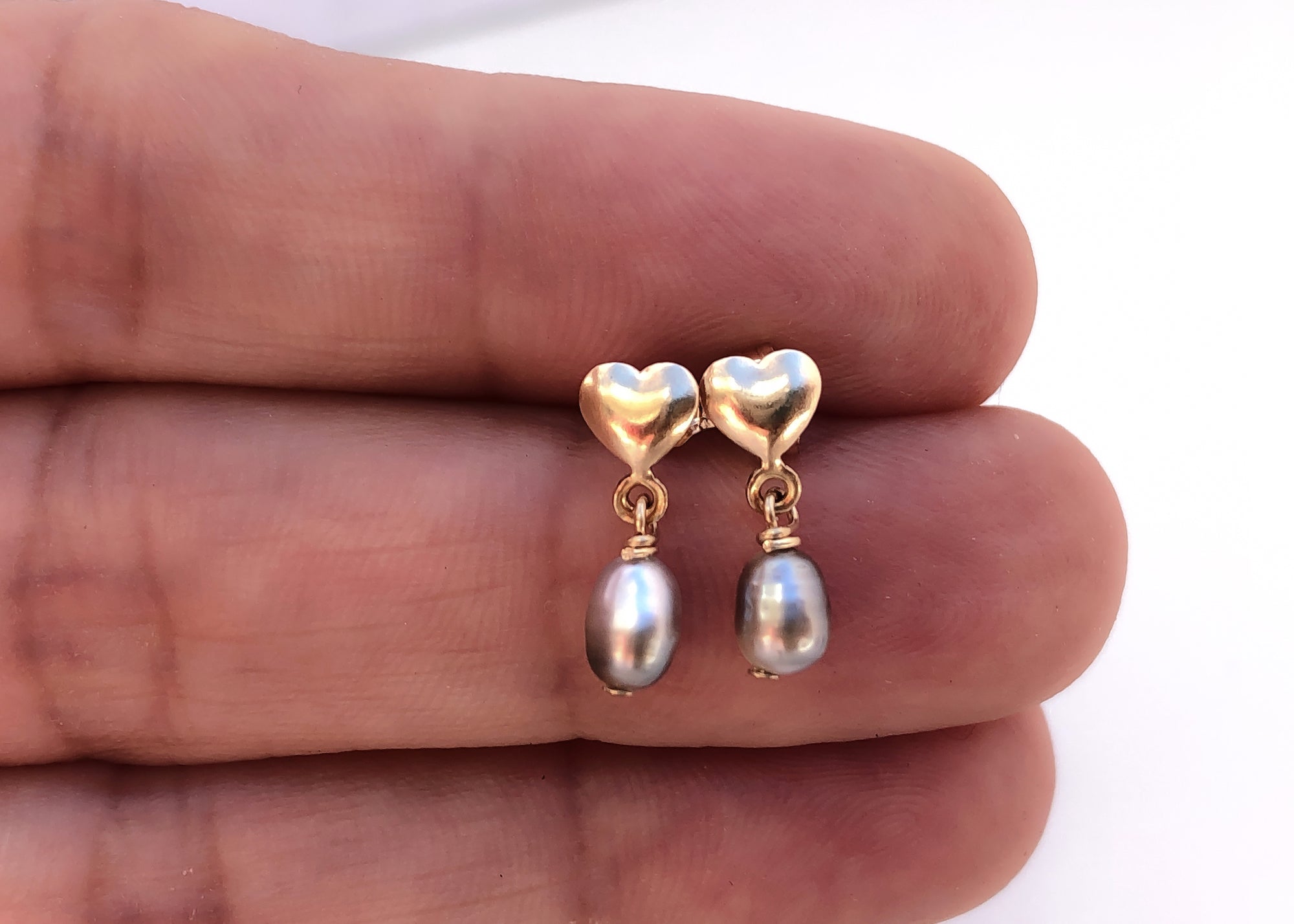 Heart stud Keshi Pearl Earrings