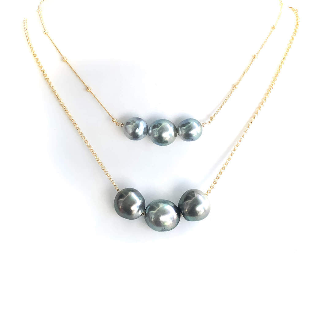 Grey Three Pearl Necklaces