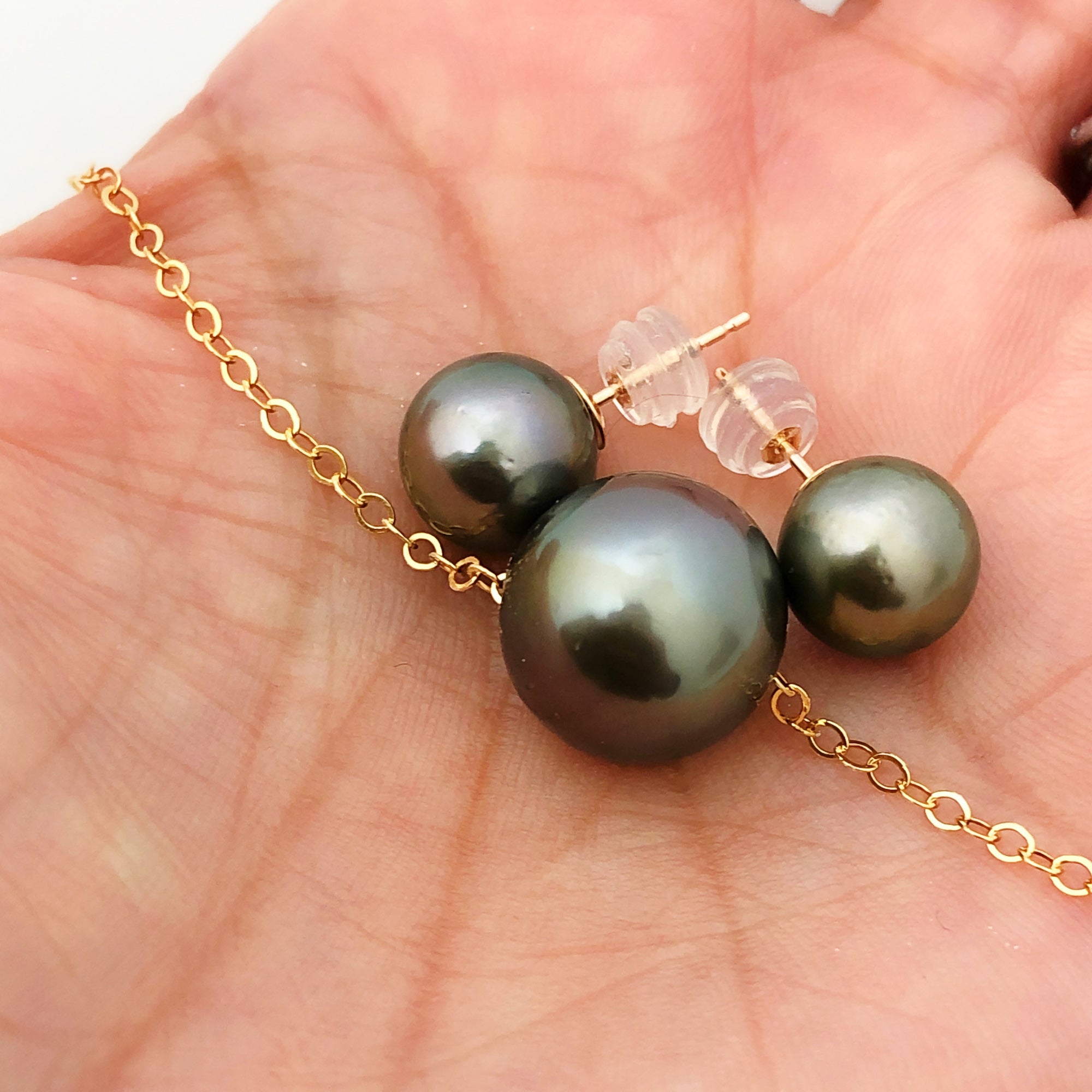Grey Green Tahitian Pearl Earrings and Necklace Set.